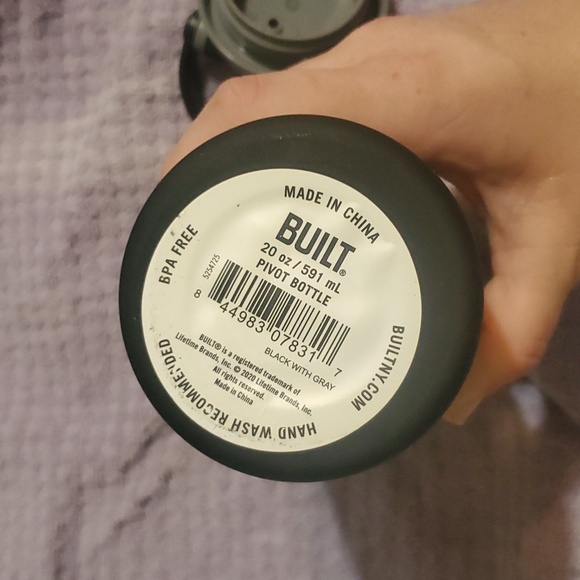 Water bottle - Picture 4 of 5